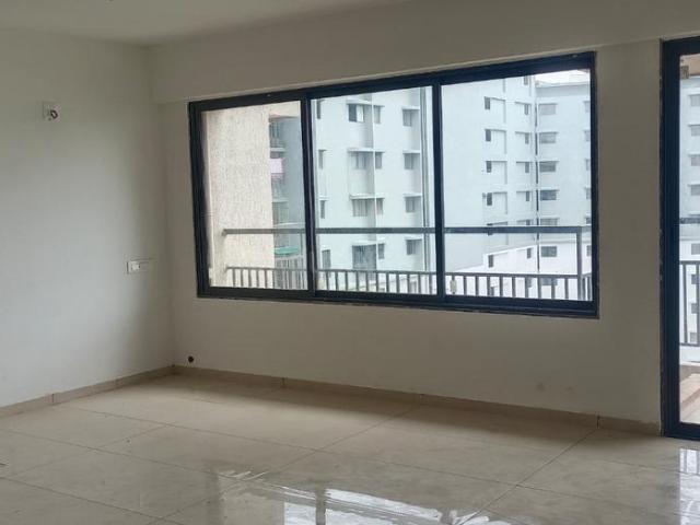 1 BHK Apartment in Jagatpur for rent Ahmedabad. The reference number is 21127306