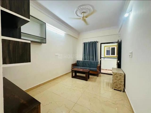 1 BHK Apartment in Lake Town for rent Kolkata. The reference number is 21327223