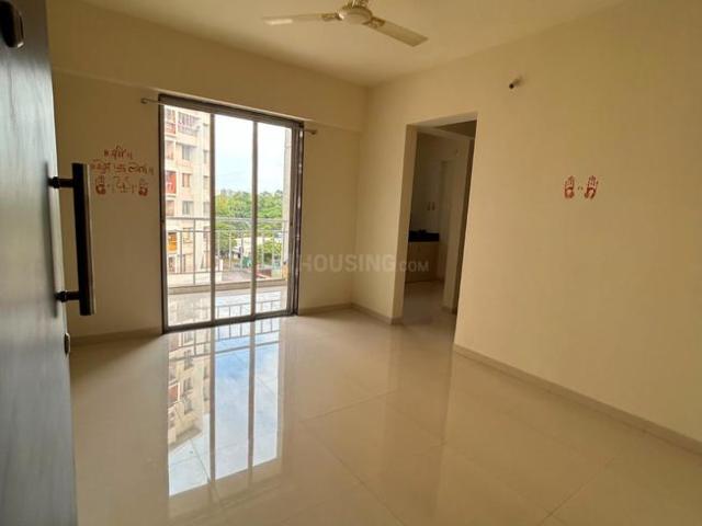 1 BHK Apartment in Mohammed Wadi for rent Pune. The reference number is 21000384