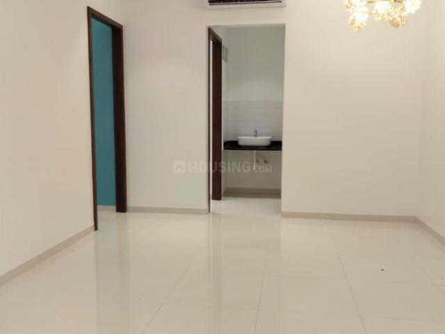 1 BHK Apartment in Mohammed Wadi for resale Pune. The reference number is 21076043