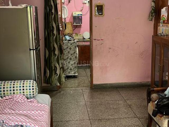 1 BHK Apartment in Mayur Vihar Phase 1 for rent New Delhi. The reference number is 21162105