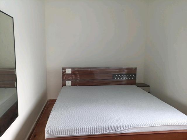 1 BHK Apartment in Madhapur for rent Hyderabad. The reference number is 20986011