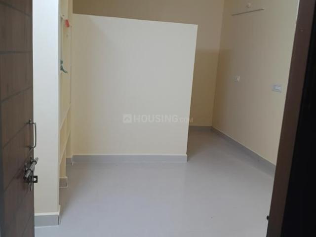 1 BHK Apartment in Madhapur for rent Hyderabad. The reference number is 21288832