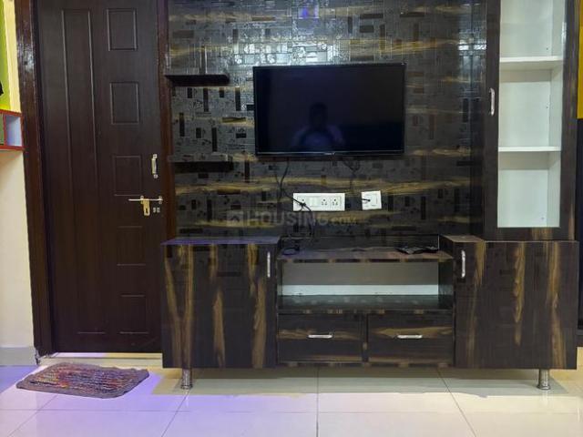 1 BHK Apartment in Madhapur for rent Hyderabad. The reference number is 21357454