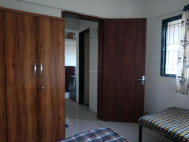 1 BHK Apartment in Magarpatta City for rent Pune. The reference number is 18985690