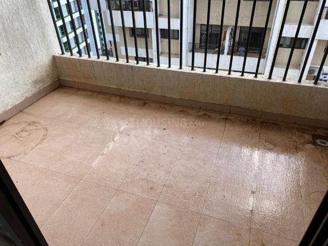 1 BHK Apartment in Magarpatta City for rent Pune. The reference number is 20420167