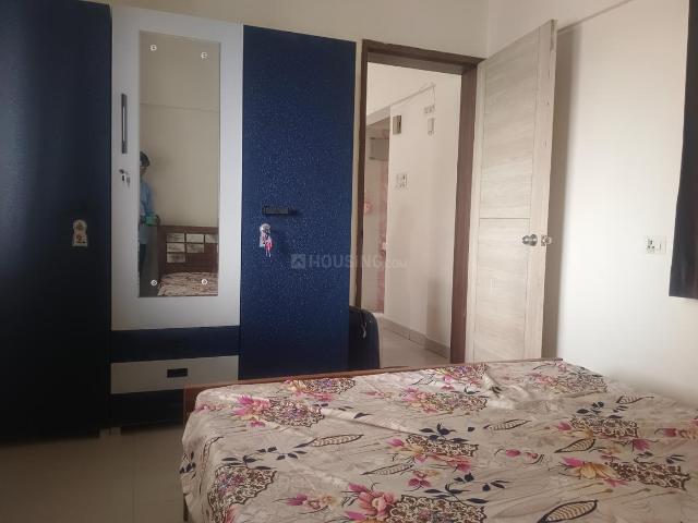 1 BHK Apartment in Magarpatta City for rent Pune. The reference number is 20647982