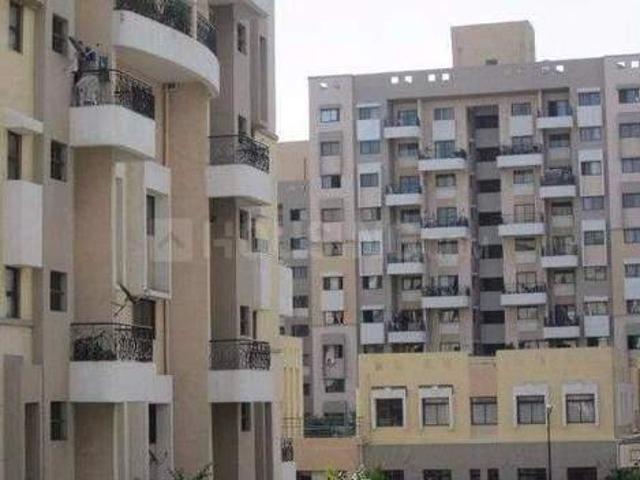 1 BHK Apartment in Magarpatta City for rent Pune. The reference number is 20767523