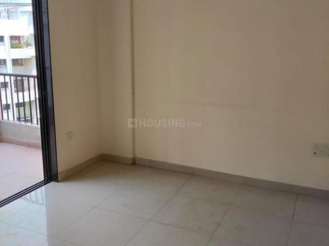 1 BHK Apartment in Magarpatta City for resale Pune. The reference number is 20930284