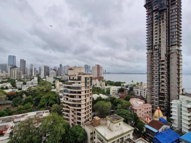 1 BHK Apartment in Mahim for rent Mumbai. The reference number is 20623953
