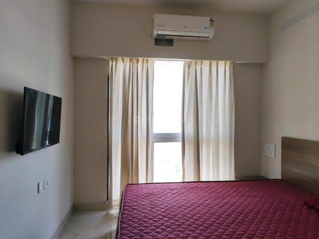 1 BHK Apartment in Malad East for rent Mumbai. The reference number is 18457162