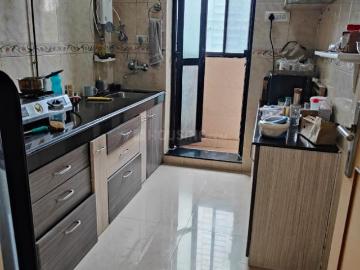 1 BHK Apartment in Malad East for rent Mumbai. The reference number is 20401230