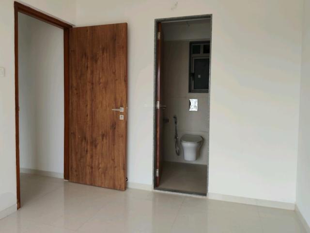 1 BHK Apartment in Malad East for rent Mumbai. The reference number is 21009151