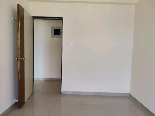 1 BHK Apartment in Malad East for rent Mumbai. The reference number is 21237413