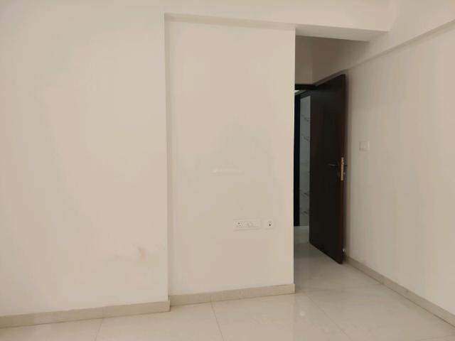 1 BHK Apartment in Malad East for rent Mumbai. The reference number is 21314918
