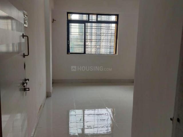 1 BHK Apartment in Malad East for resale Mumbai. The reference number is 19980472