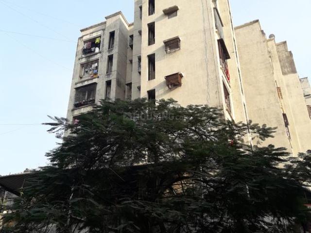 1 BHK Apartment in Malad East for resale Mumbai. The reference number is 20805073