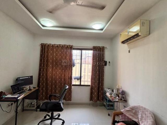 1 BHK Apartment in Malad East for resale Mumbai. The reference number is 21072710