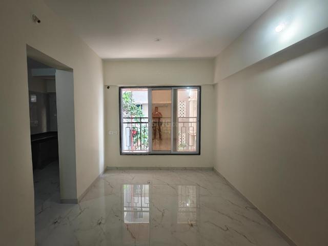 1 BHK Apartment in Malad East for resale Mumbai. The reference number is 21224176