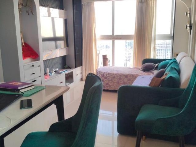 1 BHK Apartment in Malad East for resale Mumbai. The reference number is 21239245