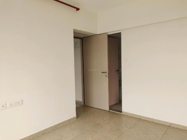 1 BHK Apartment in Malad West for rent Mumbai. The reference number is 20589297