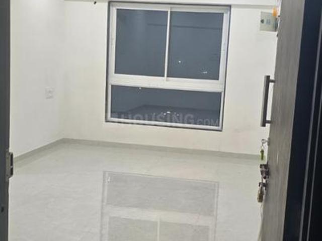 1 BHK Apartment in Malad West for rent Mumbai. The reference number is 20715015