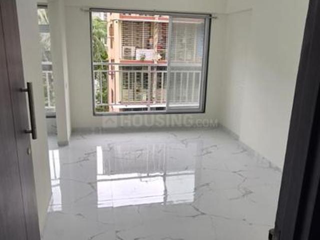 1 BHK Apartment in Malad West for rent Mumbai. The reference number is 20867861