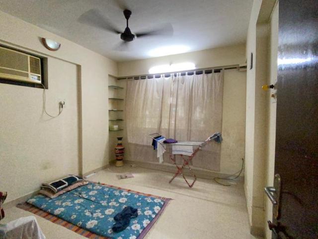 1 BHK Apartment in Malad West for rent Mumbai. The reference number is 20868263