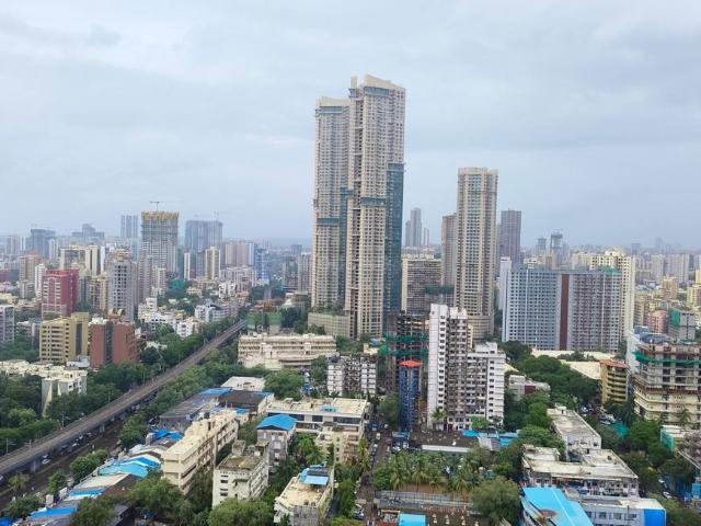 1 BHK Apartment in Malad West for rent Mumbai. The reference number is 21028136