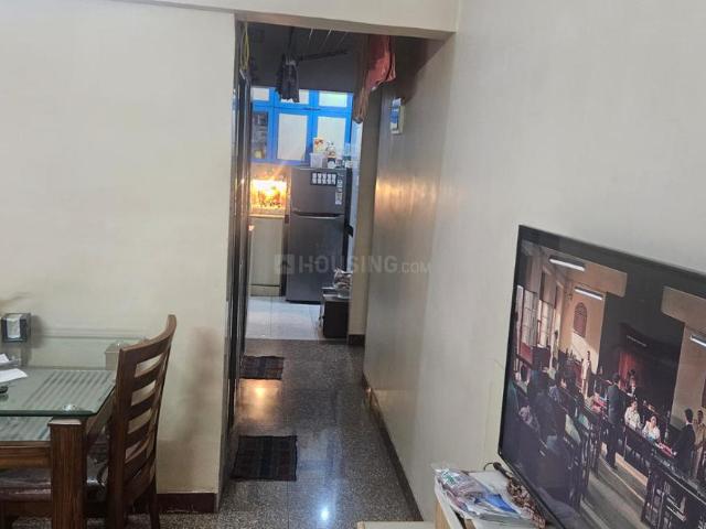 1 BHK Apartment in Malad West for rent Mumbai. The reference number is 21047296
