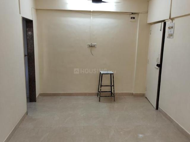 1 BHK Apartment in Malad West for rent Mumbai. The reference number is 21193403