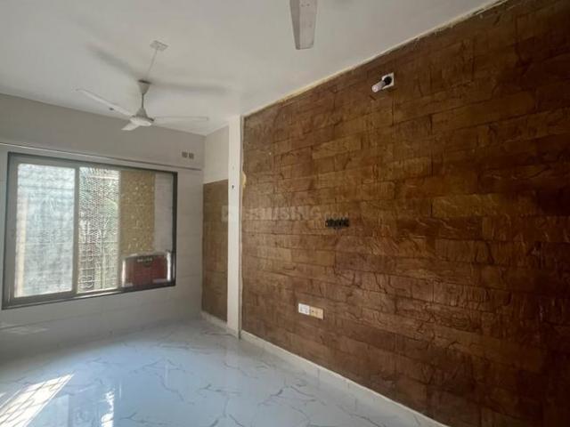 1 BHK Apartment in Malad West for rent Mumbai. The reference number is 21349429