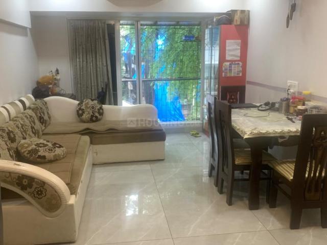 1 BHK Apartment in Malad West for resale Mumbai. The reference number is 12293076