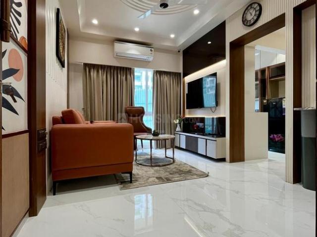 1 BHK Apartment in Malad West for resale Mumbai. The reference number is 18813744