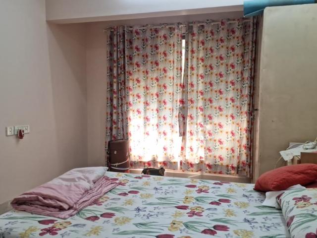 1 BHK Apartment in Malad West for resale Mumbai. The reference number is 19318628