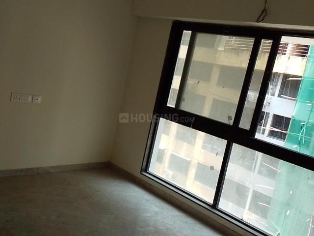 1 BHK Apartment in Malad West for resale Mumbai. The reference number is 20119741