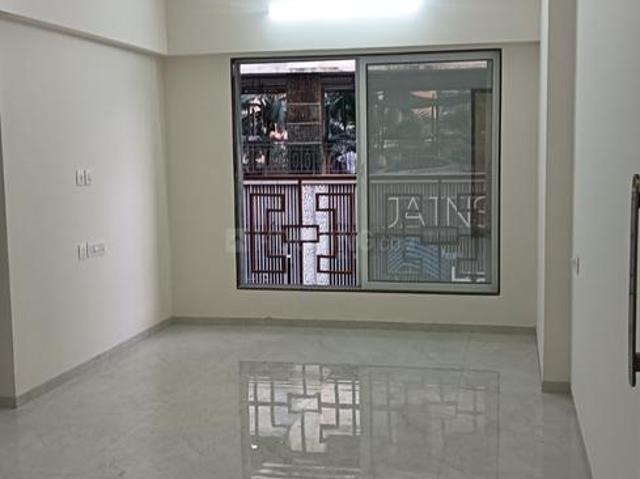 1 BHK Apartment in Malad West for resale Mumbai. The reference number is 21021542