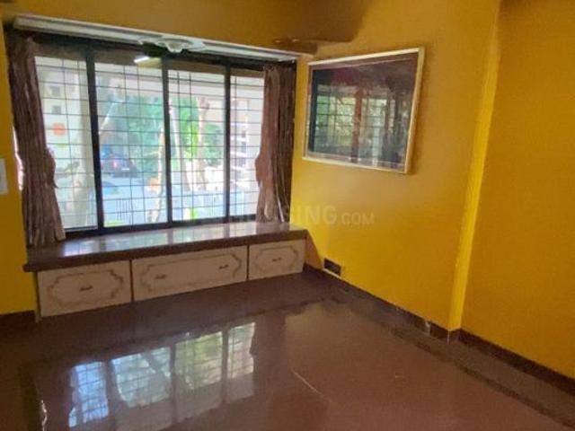 1 BHK Apartment in Malad West for resale Mumbai. The reference number is 21183399