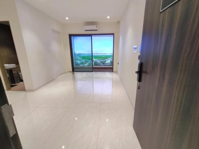 1 BHK Apartment in Malad West for resale Mumbai. The reference number is 21188313