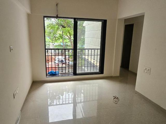 1 BHK Apartment in Malad West for resale Mumbai. The reference number is 21133724