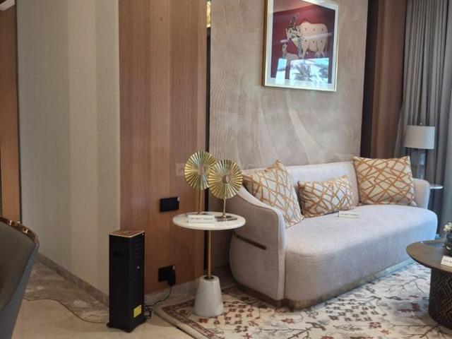 1 BHK Apartment in Malad West for resale Mumbai. The reference number is 21326209