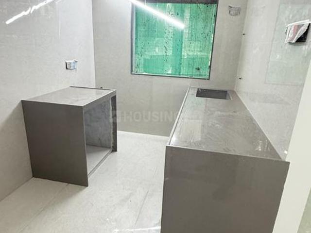 1 BHK Apartment in Malad West for resale Mumbai. The reference number is 17458760