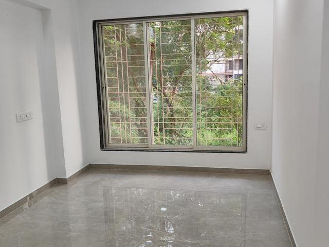 1 BHK Apartment in Mira Road East for resale Mira Bhayandar. The reference number is 13005627