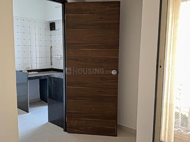 1 BHK Apartment in Mira Road East for resale Mira Bhayandar. The reference number is 20120404