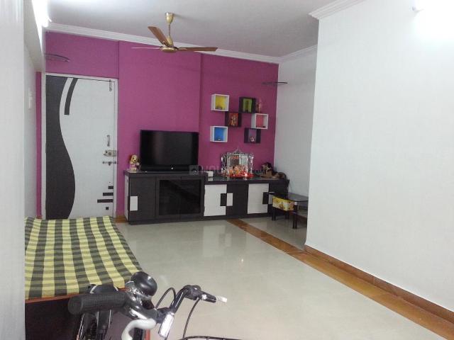 1 BHK Apartment in Mulund East for rent Mumbai. The reference number is 13706080