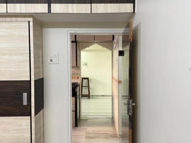 1 BHK Apartment in Mulund East for rent Mumbai. The reference number is 20826452