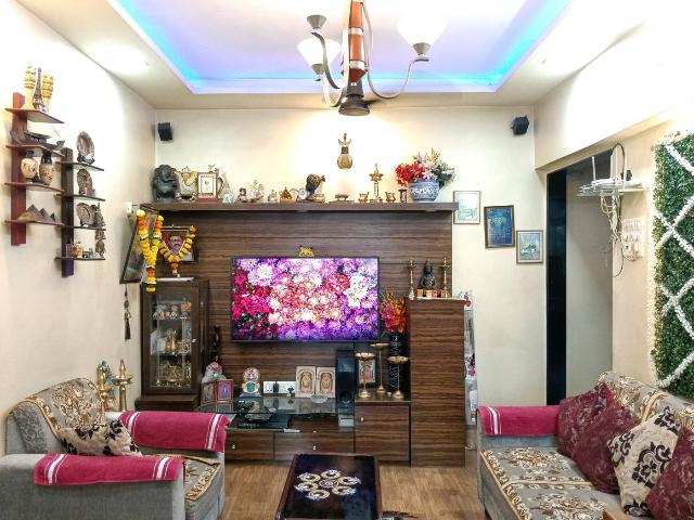 1 BHK Apartment in Mulund East for resale Mumbai. The reference number is 18641485