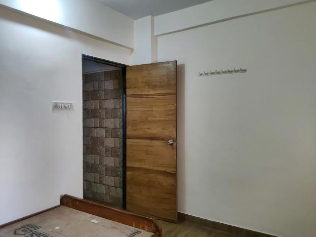 1 BHK Apartment in Mulund East for resale Mumbai. The reference number is 19989499