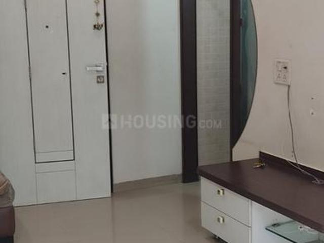 1 BHK Apartment in Mulund West for rent Mumbai. The reference number is 21036264