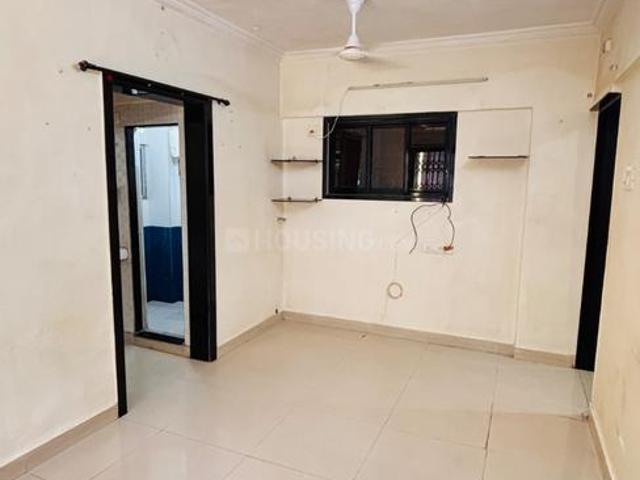 1 BHK Apartment in Mulund West for rent Mumbai. The reference number is 21157891